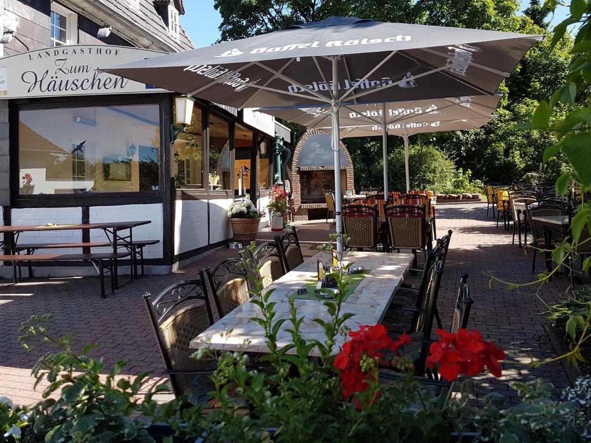 Hotel Restaurant Landgasthof Zum Hauschen Rösrath Exterior foto