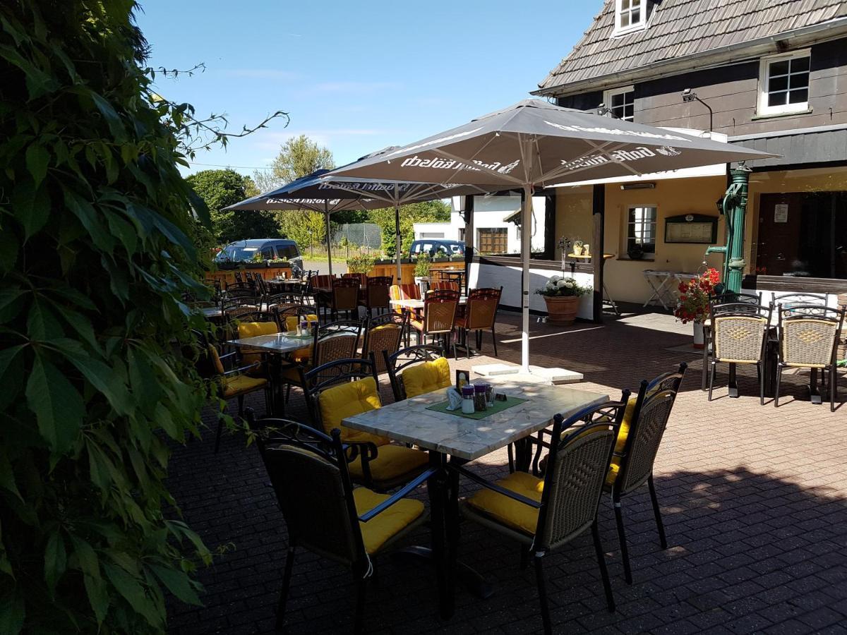 Hotel Restaurant Landgasthof Zum Hauschen Rösrath Exterior foto